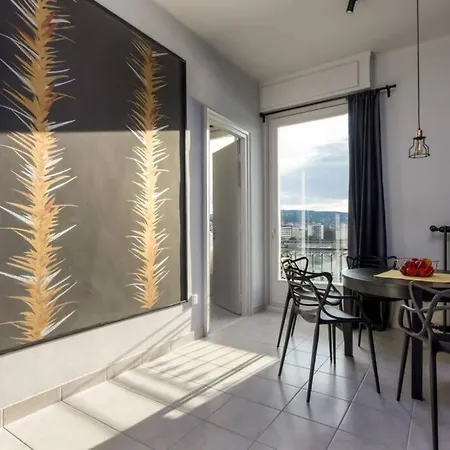 View Of Your Kingdom - Superhost Apartment
