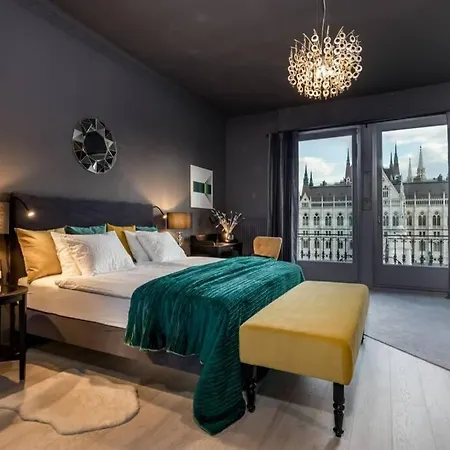 View Of Your Kingdom - Superhost Apartment Budapest