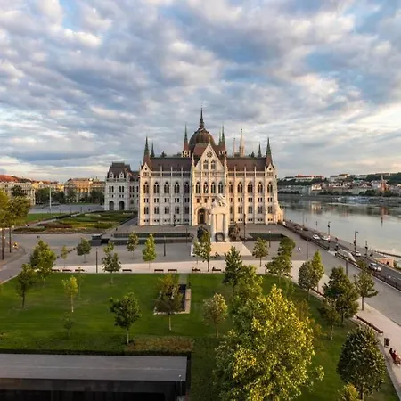 View Of Your Kingdom - Superhost * Budapest